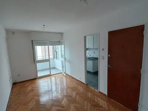 alquiler montevideo 1835 1 dormitorio al frente balcon cerrado