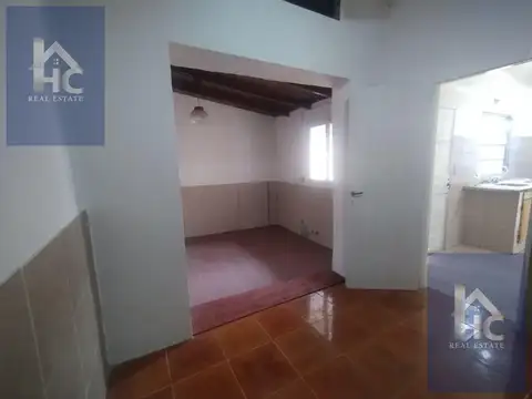 Depto Tipo Casa en Alquiler en Lomas de Zamora, $ 500.000