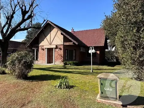 Casa en Country Banco Provincia, Francisco Álvarez