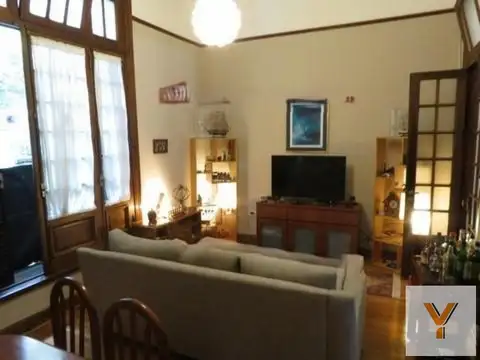PH en venta - 5 Dormitorios 2 Baños - 200Mts2 - Recoleta