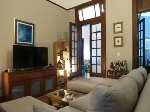 Ecuador e/ General Lucio Norberto Mansilla y Paraguay