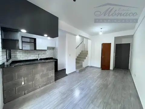 Iberá 4800, Piso 1°