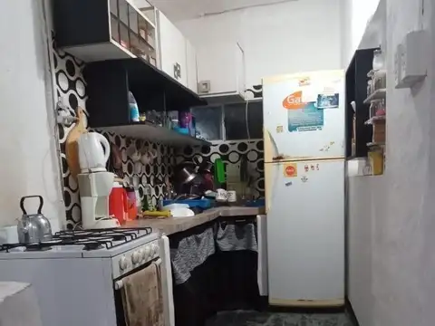 Casa 2 ambientes con 1 baño