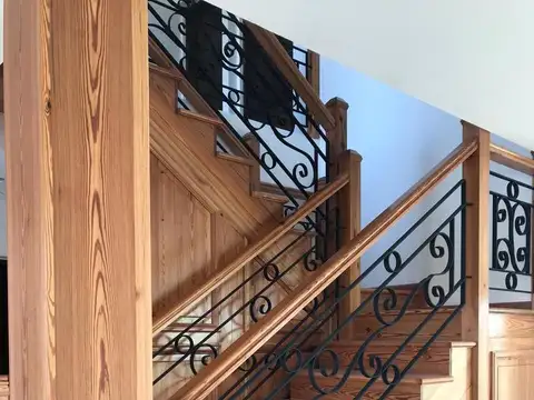Casa 6 ambientes con 5 baños