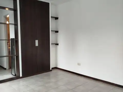 Departamento en Alquiler en Martin, $ 350.000