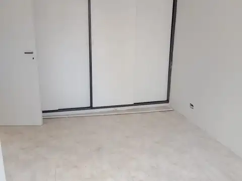 Depto Tipo Casa 3 ambientes con 2 baños