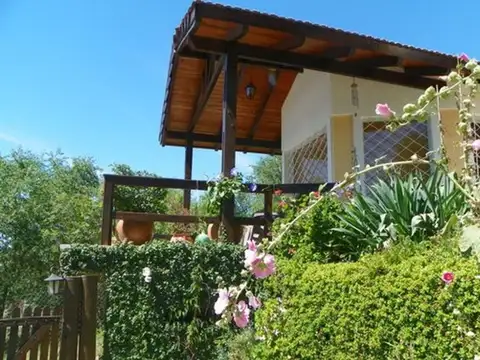 Casa 5 ambientes con 1 baño