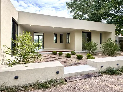 Casa en Venta en Centauros Polo Club, USD 620.000
