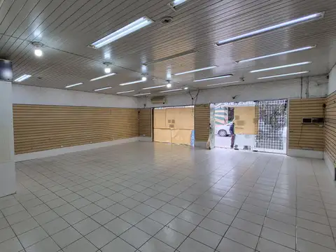 Local en Alquiler en Pilar Centro, $ 2.300.000