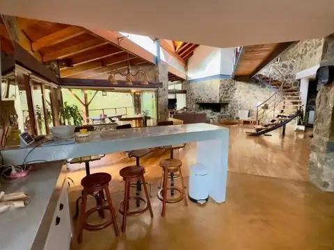 Casa en Venta al Este