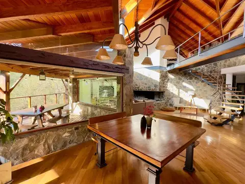 Casa en Venta en Alta Gracia, USD 390.000
