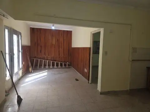 Saavedra al 700
