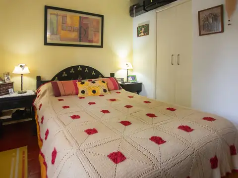 Depto Tipo Casa en Venta 50 años