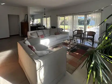 Casa en Venta en San Isidro Labrador, USD 345.000