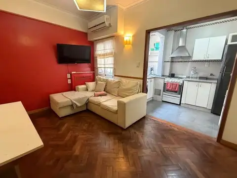 Agüero 700, Piso 4