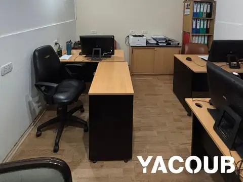 Casa 8 ambientes con 3 baños