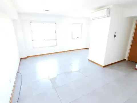 Departamento en Alquiler en Ituzaingo, $ 450.000