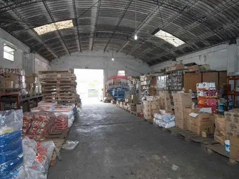 Venta de Galpón deposito en centro de Florida