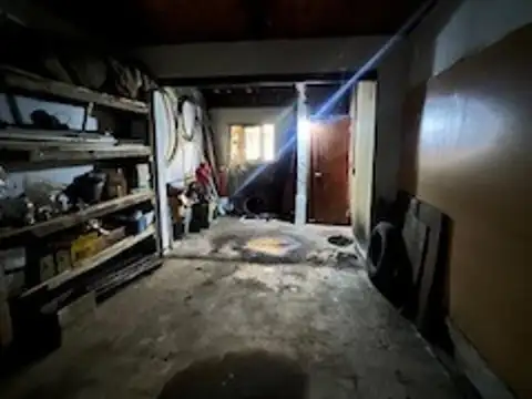 Galpón con Oficinas opcional Vivienda