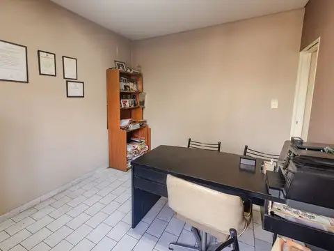 Oficina Monoambiente con 5 baños