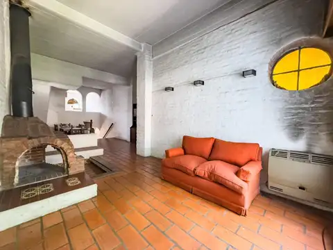 Reservado  Ph estilo casa I jardín I pileta I amplios amb