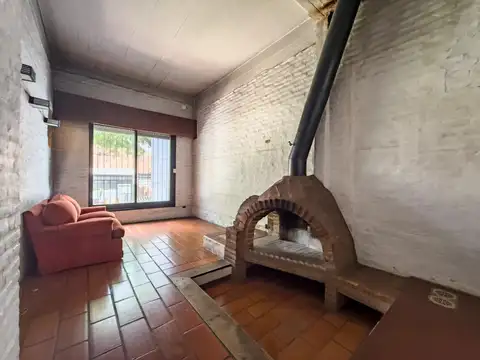 Depto Tipo Casa 4 ambientes con 3 baños
