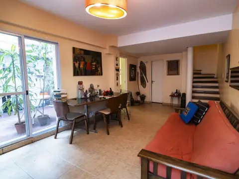 Depto Tipo Casa en Venta de 3 ambientes