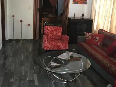 Casa en Venta en Villa Gobernador Udaondo, USD 340.000