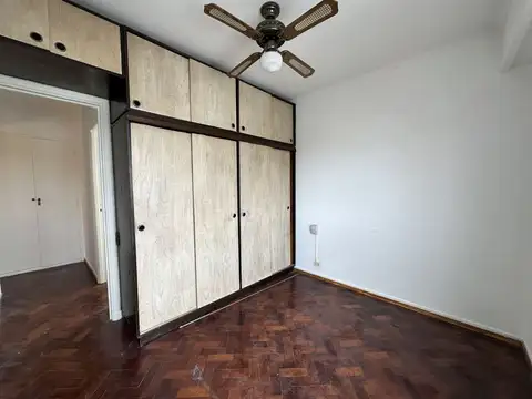 Departamento en Alquiler en Almagro, $ 900.000