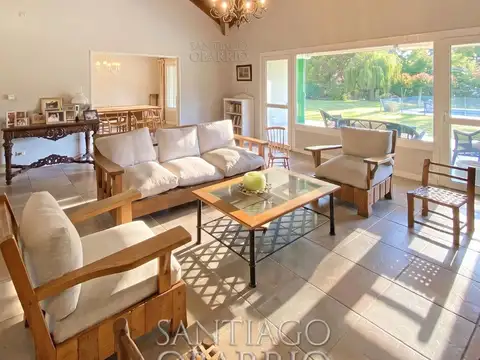 Casa en Venta de 280m2 en La Cañada Polo Club de Lujan
