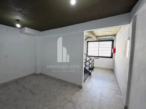 Galpon en Alquiler 25  mts Fondo
