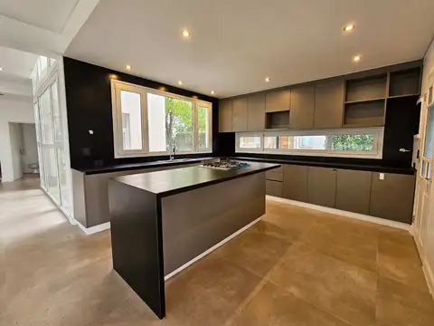 Casa en Venta en Zelaya, USD 510.000