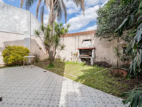 Casa lote propio, 5 amb, jardín, terraza, cochera