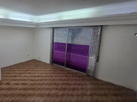 Departamento en Alquiler en Jose Leon Suarez, $ 900.000