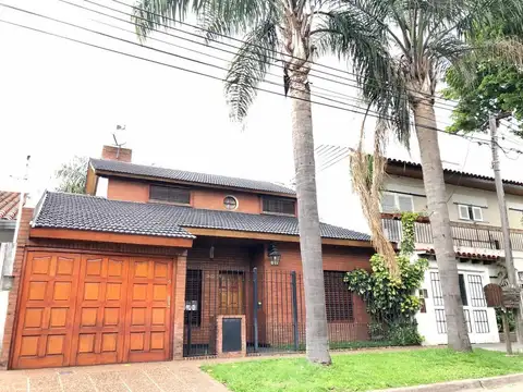 Casa - Castelar Norte