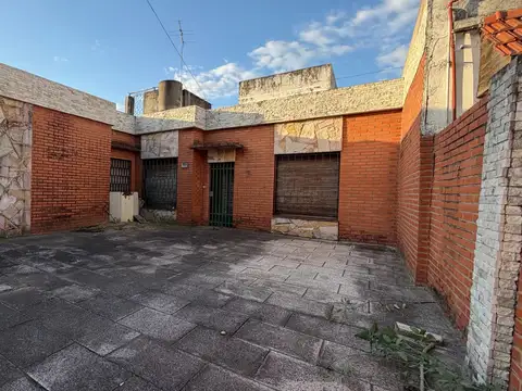 Casa en Venta en Moron, USD 65.000