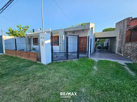 VENTA CASA 3 DORMITORIOS PATIO Y PILETA