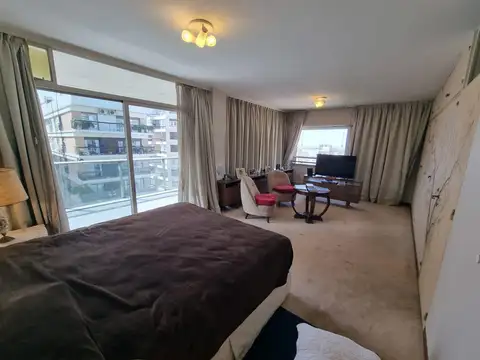 Departamento en Venta con 2 cocheras