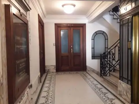 OFICINA DE CATEGORIA EN EDIFICIO EMBLEMATICO
