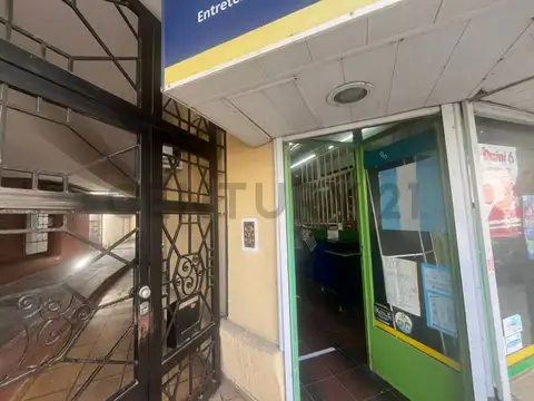 Matías Sturiza 500, Piso 0