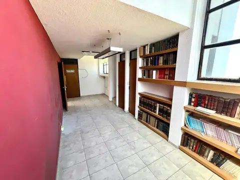 Oficina 4 ambientes con 1 baño