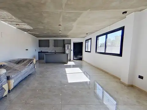 Depto Tipo Casa en Venta de 4 ambientes