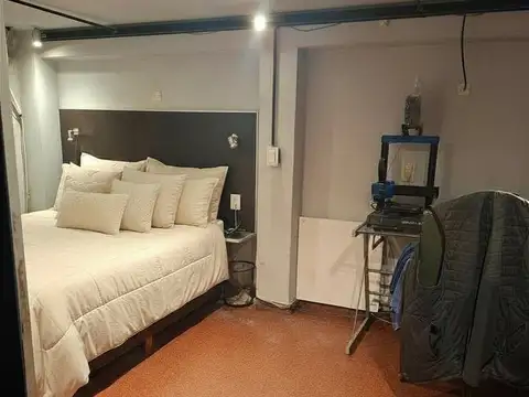 Venta de PH con Gran Potencial de 4 Ambientes en Barracas