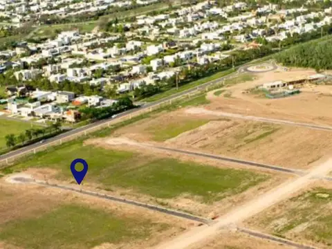 Terreno en Venta en Funes, USD 160.000