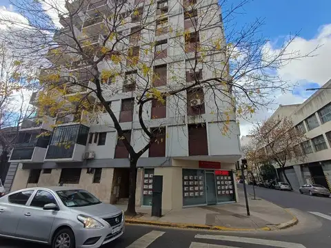 Bulnes 100, Piso 4