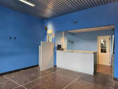 Local en alquiler de 225 m2 en Rawson y Catamarca