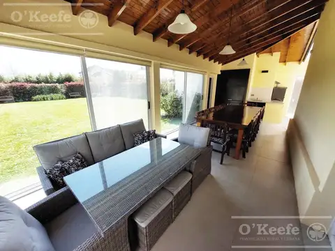 Casa en Fincas de Iraola II