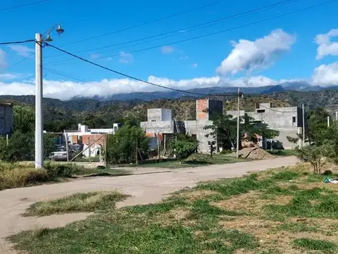 ACONQUIJA ESQUINA AMBATO NORTE