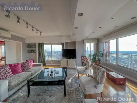 Penthouse triplex en venta en Torre Golf Quartier