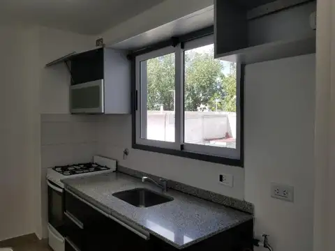 Departamento en Alquiler en Centro, $ 650.000